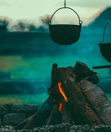 **Żeliwna Symfonia Smaków: Jak komponować przyprawy w naczyniach żeliwnych, by wydobyć głębię aromatu i uniknąć metalicznego posmaku?** - 31 2025