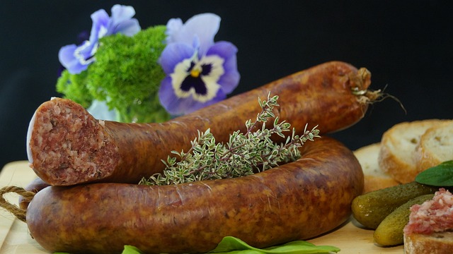 Die Wurst von Gestern, Heute und Morgen: Ewolucja i Przyszłość Niemieckich Kiełbas Regionalnych - 1 2025