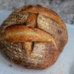 Jak krok po kroku przygotować i wysuszyć zakwas chlebowy z resztek pieczywa w warunkach domowych?