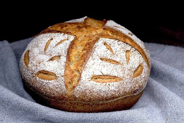 Chleb na zakwasie dla alergików: Jak piec pyszny i bezpieczny chleb bez pszenicy, glutenu i mleka - 1 2025