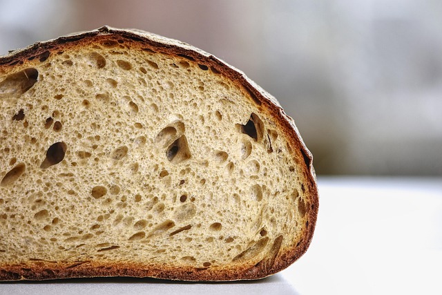 Sekret Chrupiącej Skórki: Żeliwo jako alchemik pieczywa – od kuchenki gazowej po piekarnik parowy - 14 2025 Sekret Chrupiącej Skórki: Żeliwo jako alchemik pieczywa – od kuchenki gazowej po piekarnik parowy - 13 2025