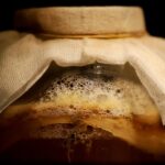 **Fermentacja mięsa strusia: Optymalizacja parametrów procesu dla uzyskania unikalnego profilu smakowego i tekstury.**